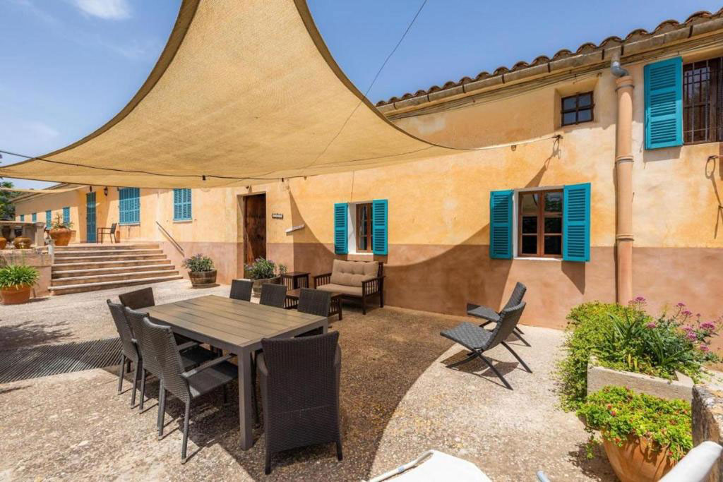 Exteriores Es Rafalet